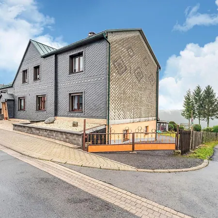 Beautiful With Garden Near Ski Area In Thuringia Neustadt am Rennsteig