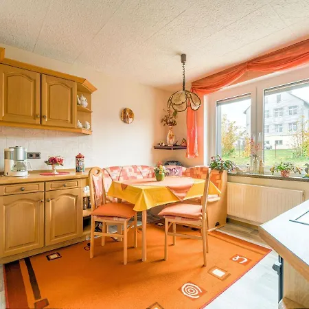Beautiful With Garden Near Ski Area In Thuringia Apartmán